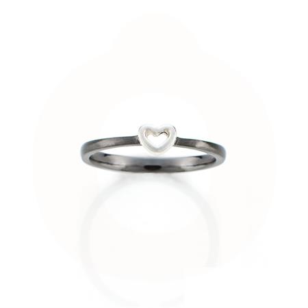 Wille Jewellery - Connected ring i sort rhodineret sølv/poleret sølv LR401
